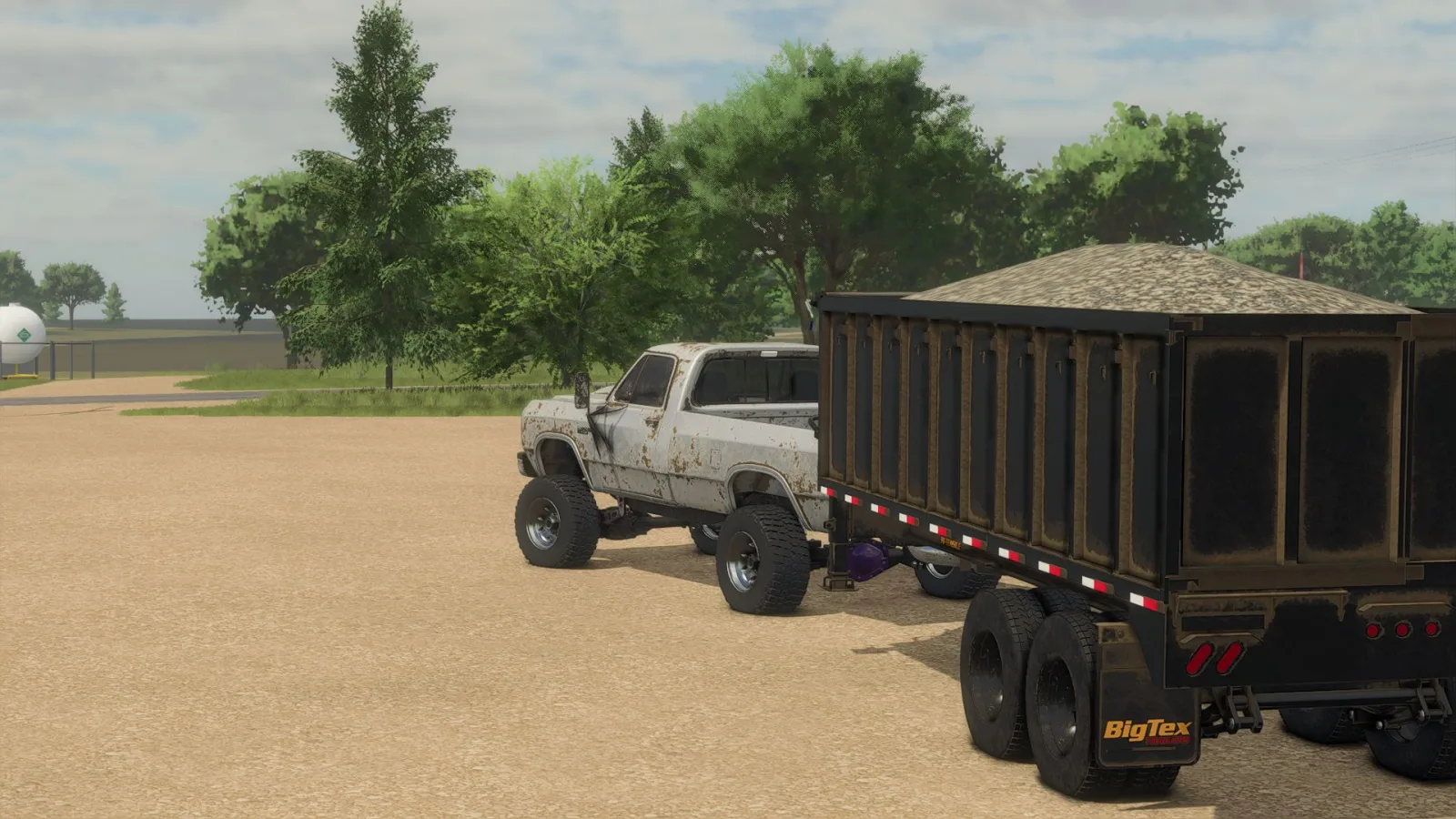 Big Tex Dump Trailer FS25 - screenshot 1