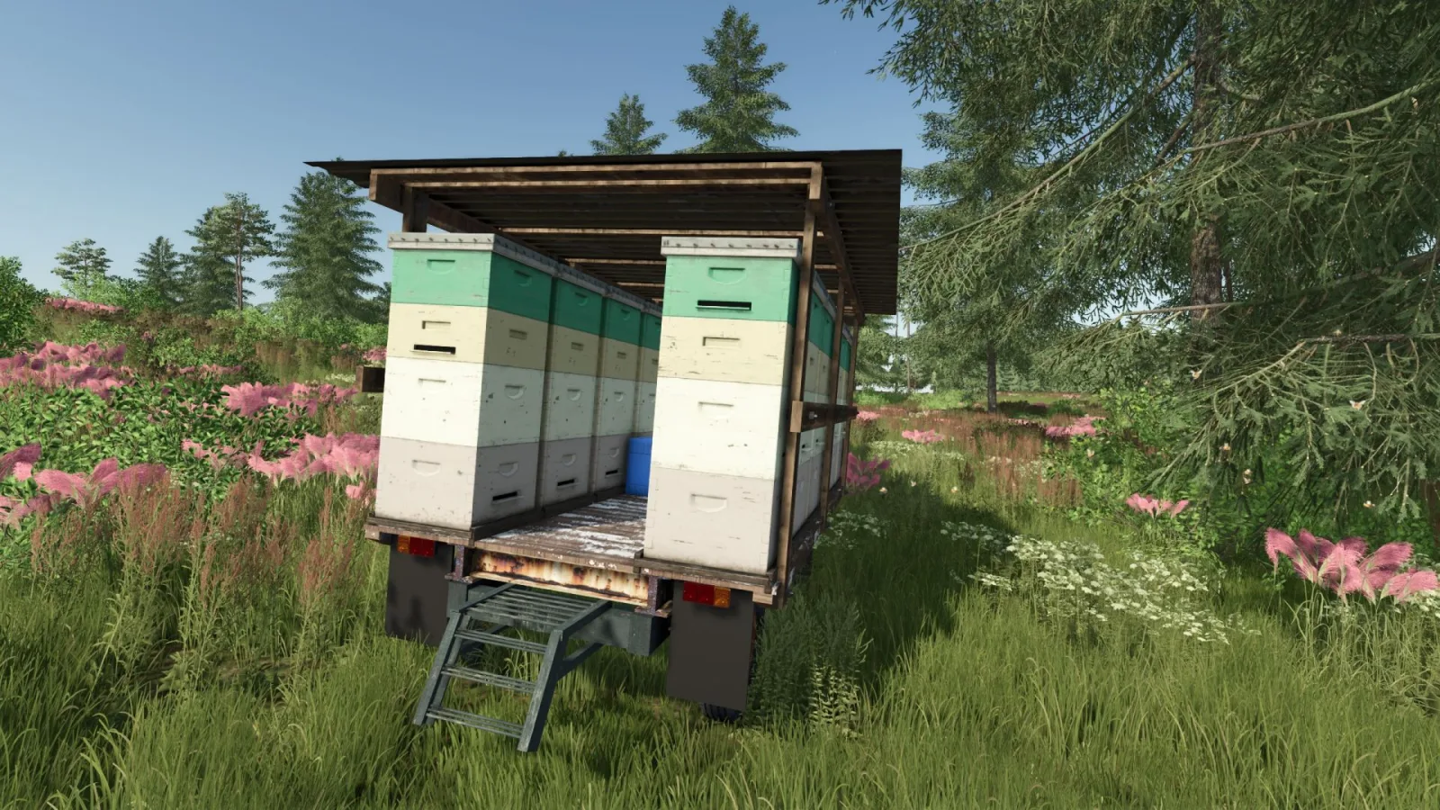 Old trailer with beehives FS25 - screenshot 1