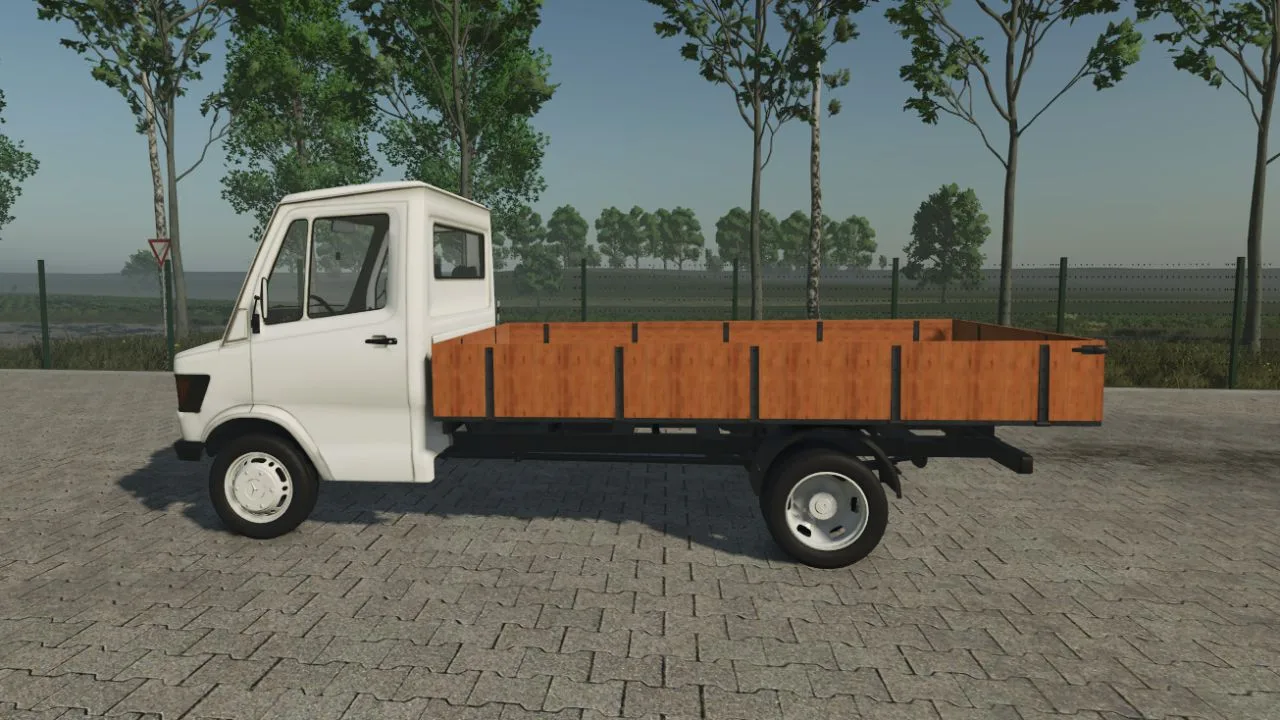 Mercedes Flatbed Truck V1.0.0.2