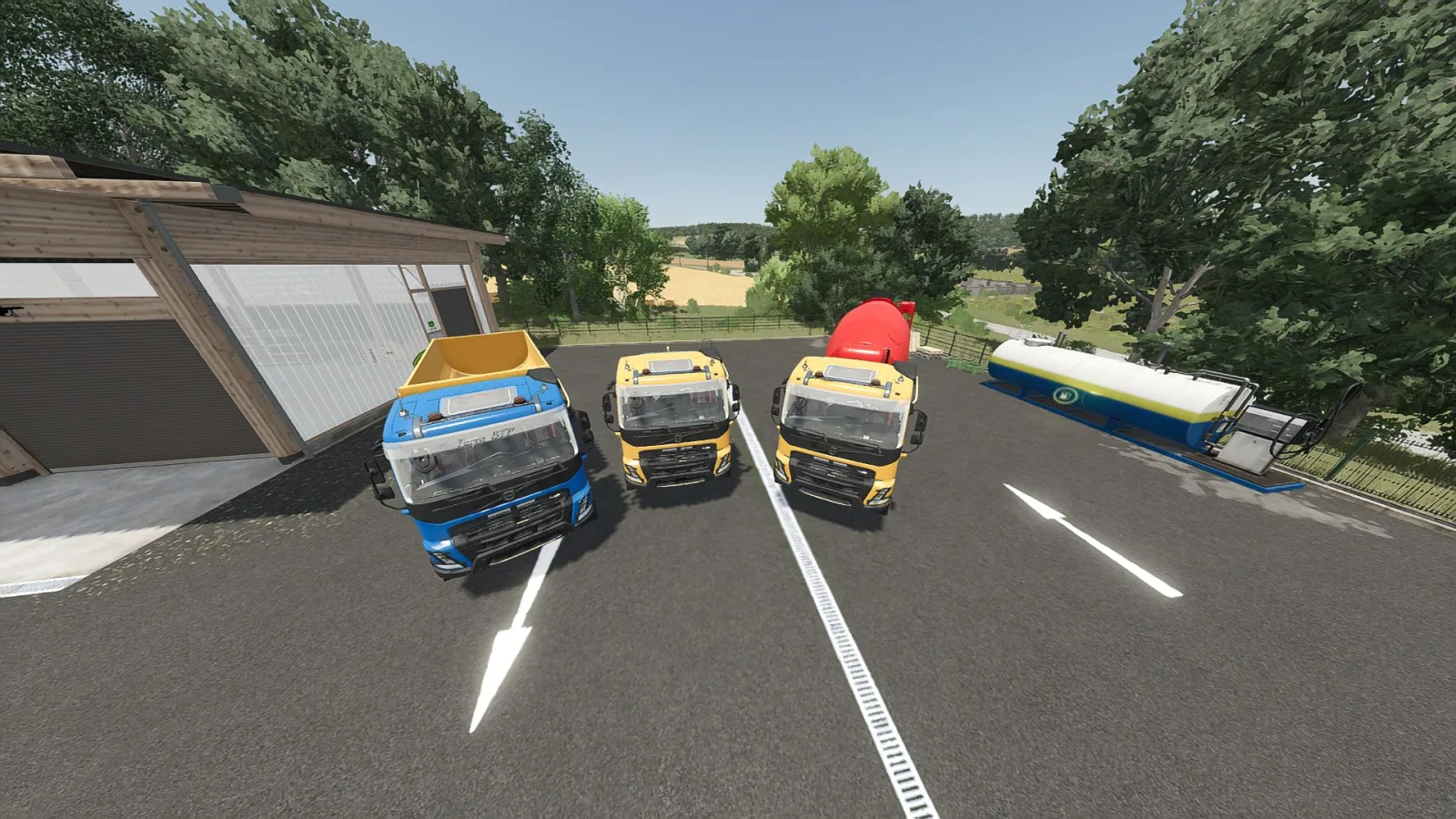 Volvo FMX 8x6 FS25 - screenshot 1
