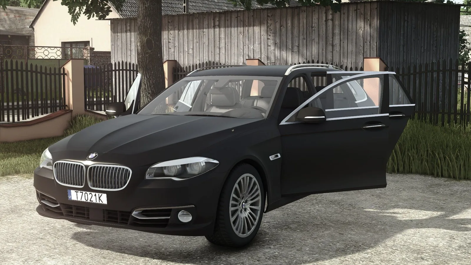 BMW F11 FS25 - screenshot 1