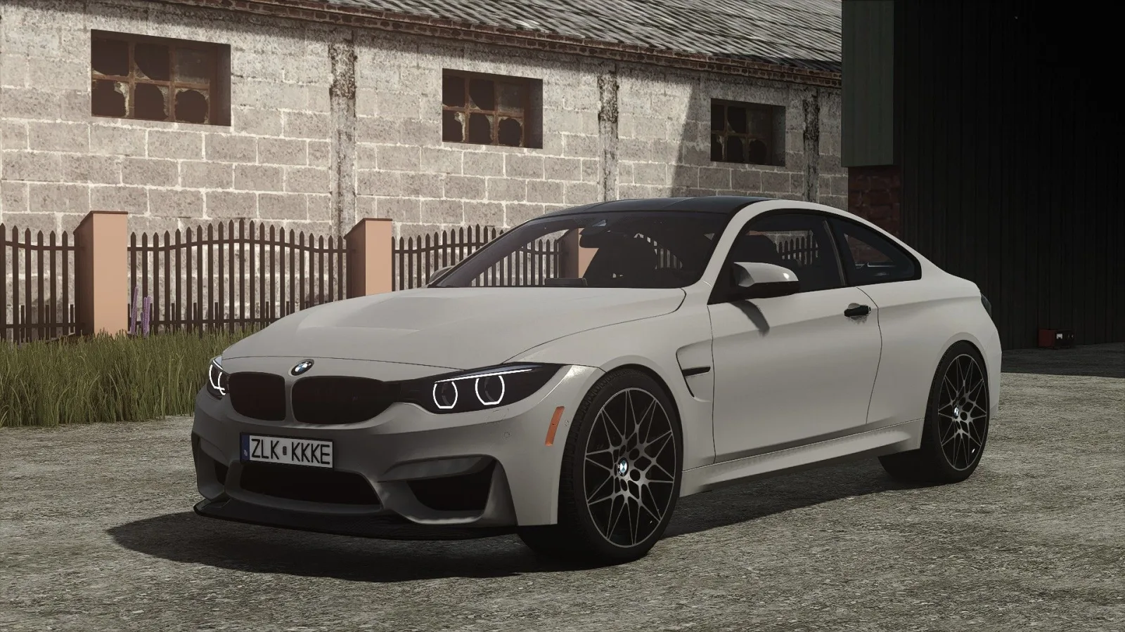BMW M4 FS25 - screenshot 2
