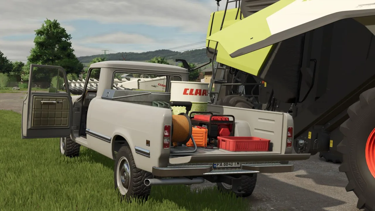 International Series 200 Service Pickup FS25 - screenshot 3