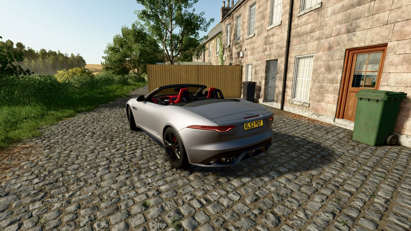 Jaguar F-TYPE R Roadster 2021 FS25 - screenshot 2