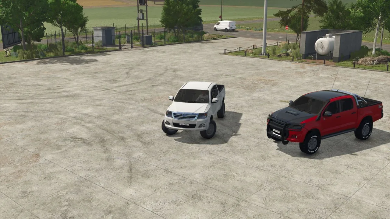 Toyota Hilux 2013 FS25 - screenshot 1