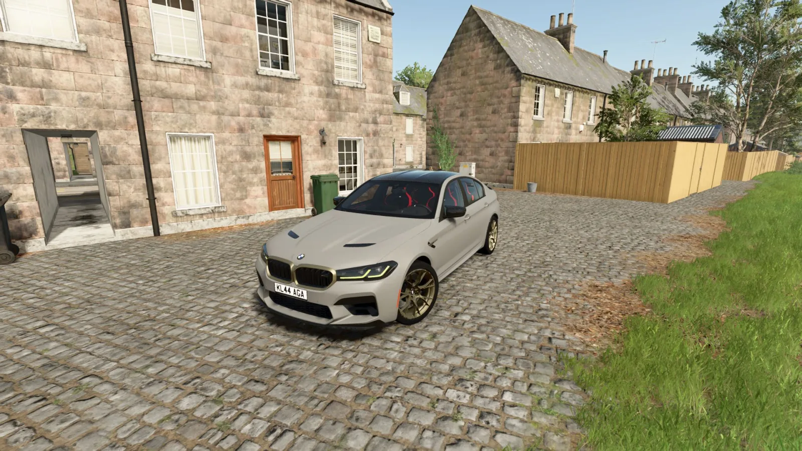 BMW M5 CS 2022 FS25 - screenshot 1