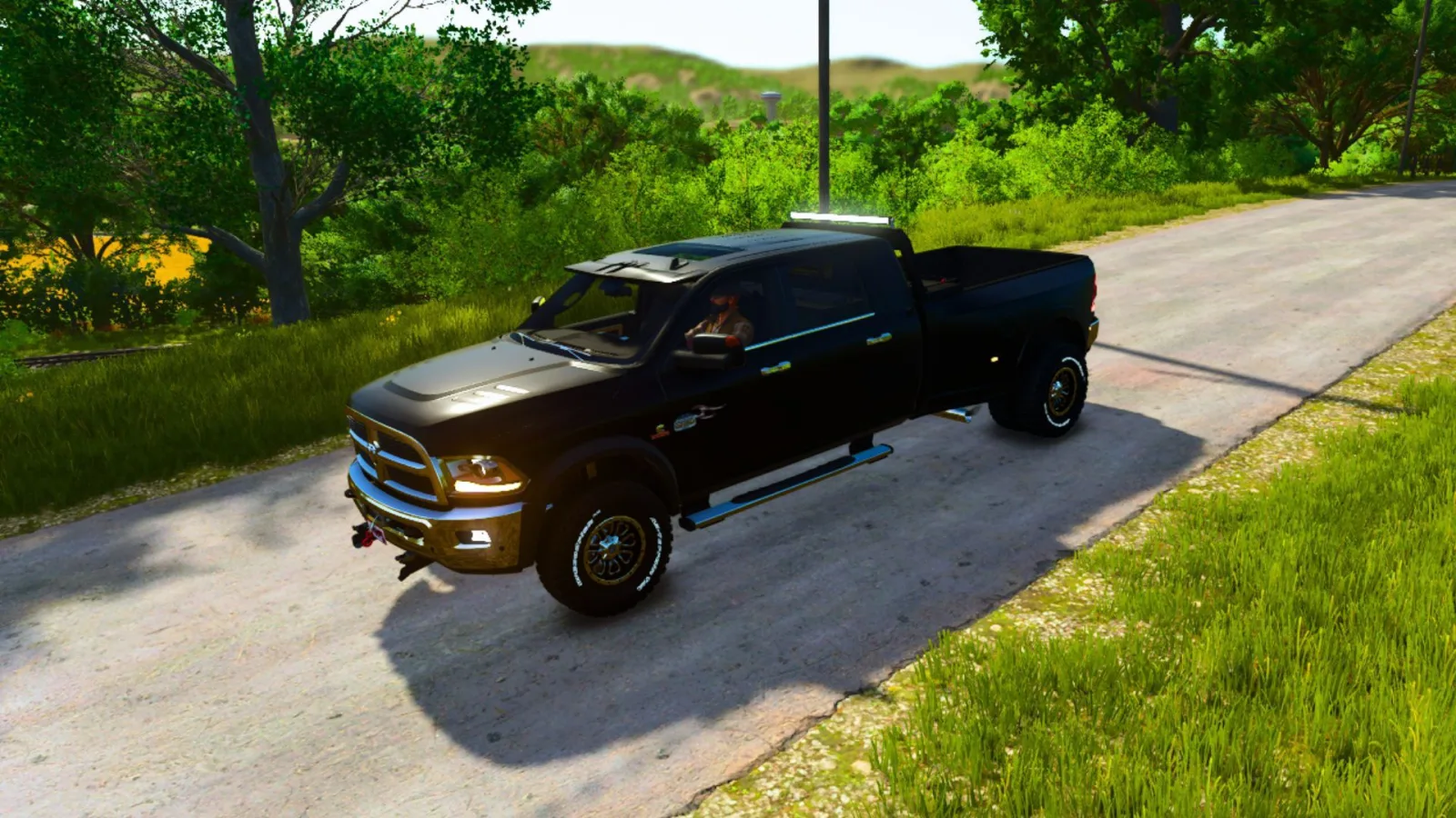 2018 Ram 3500 Mega Crew Cab FS25 - screenshot 3