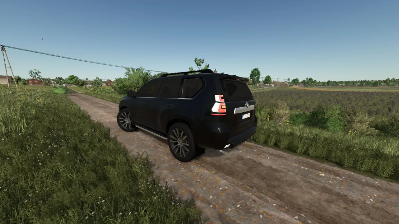 Toyota Land Cruiser Prado 2018 FS25 - screenshot 2