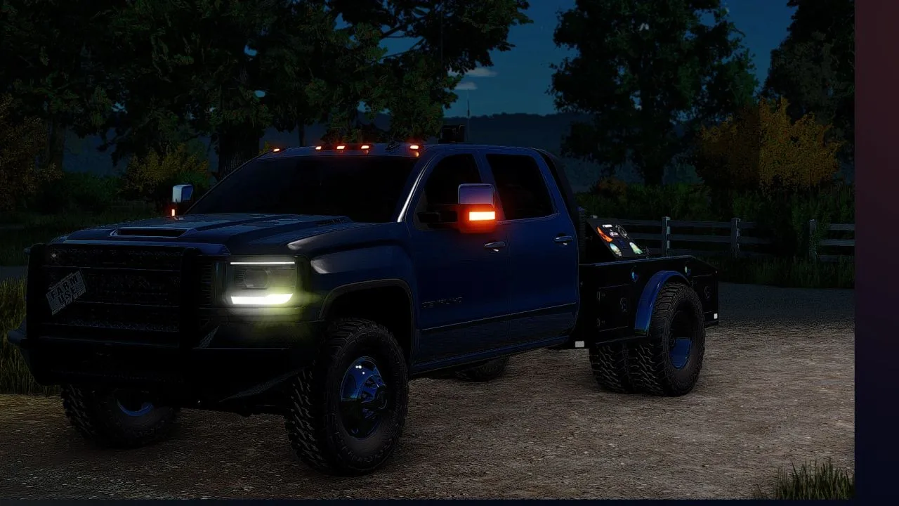 GMC 3500HD 2017 FS25 - screenshot 2
