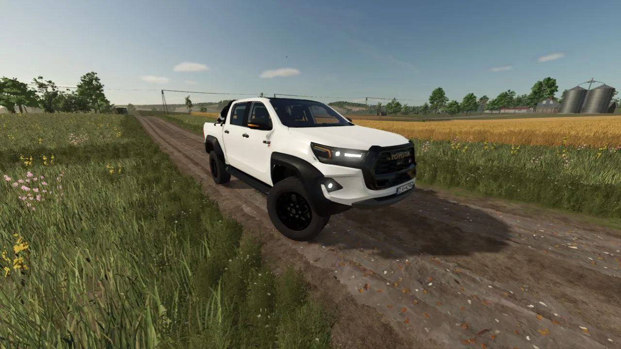 Toyota Hilux 2022 FS25 - screenshot 1