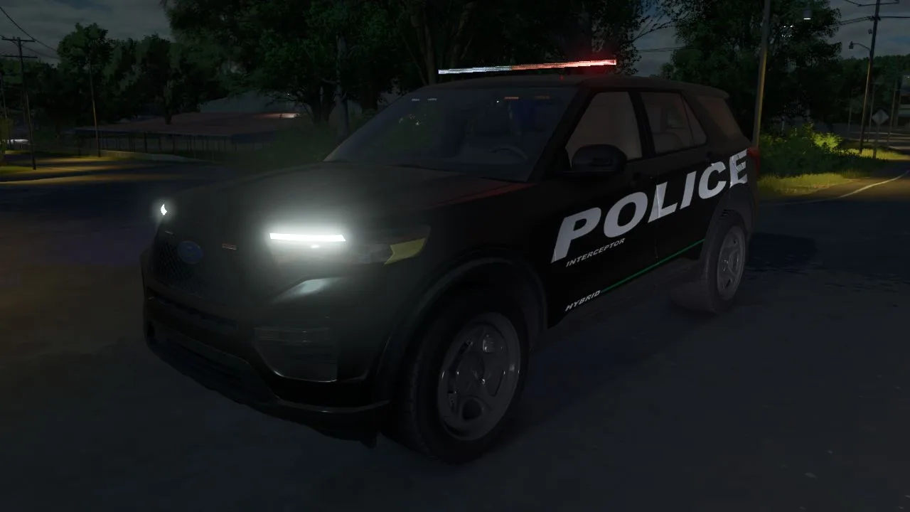 Ford Explorer Police FS25 - screenshot 1