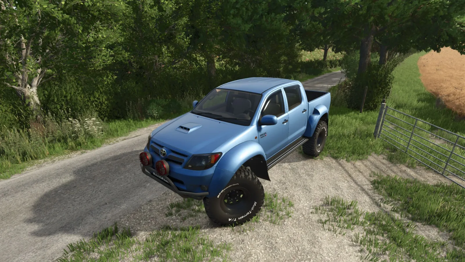 Toyota Hilux AT38 FS25 - screenshot 1