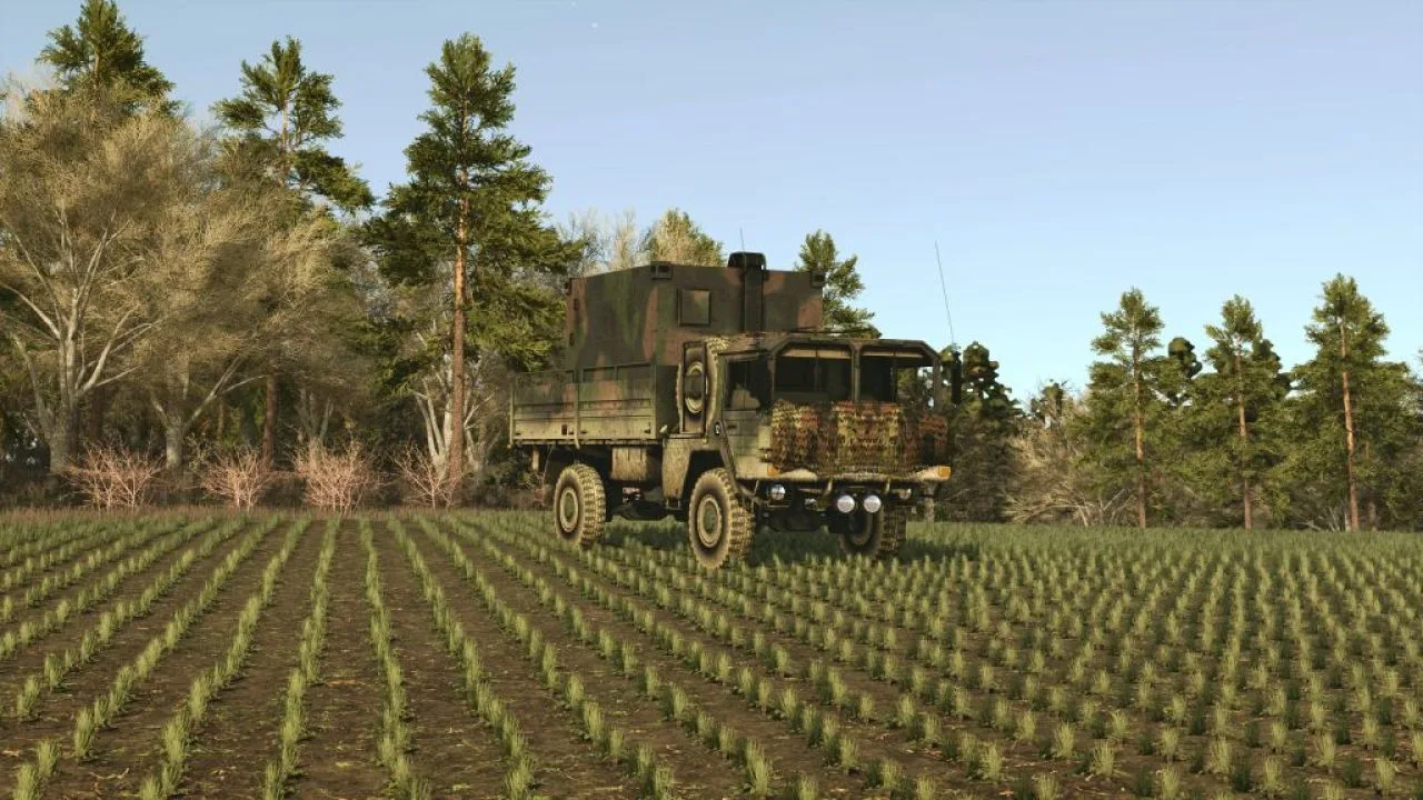 MAN 8x8 Shelter Transport / Command Vehicle FS25 - screenshot 1