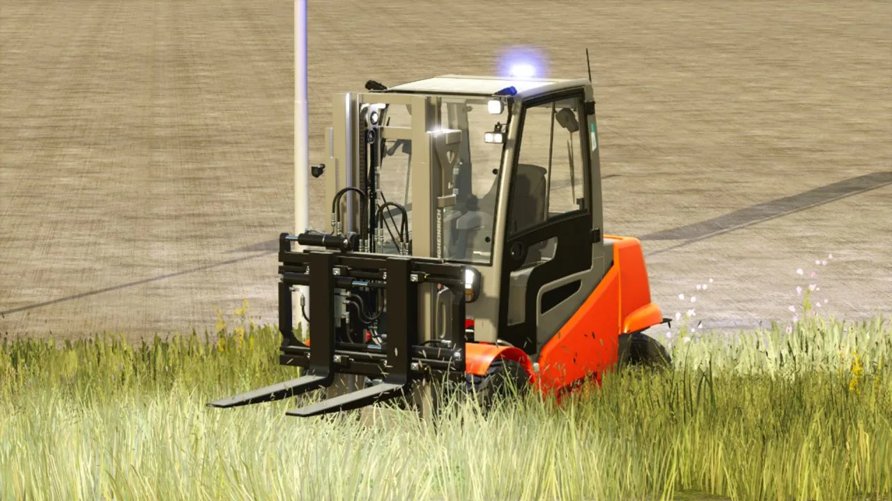 Fire brigade forklift FS25 - screenshot 3