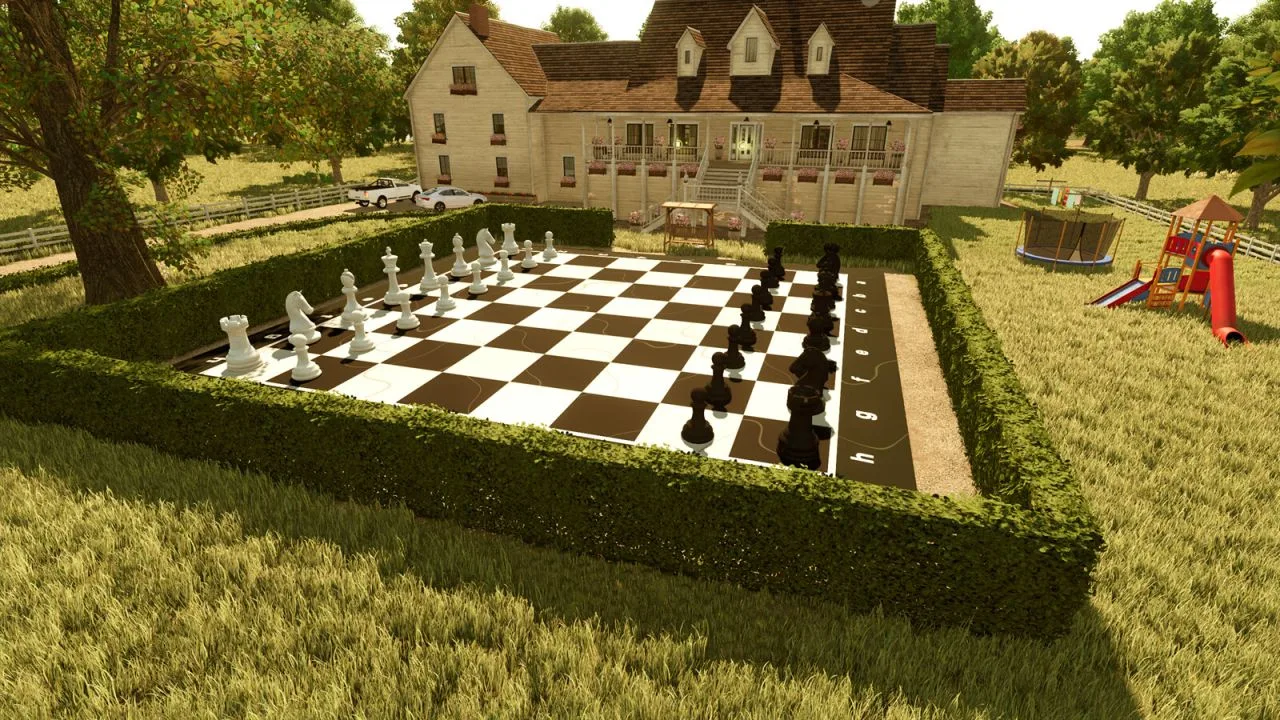 Playable Garden Chess Set FS25 - screenshot 1