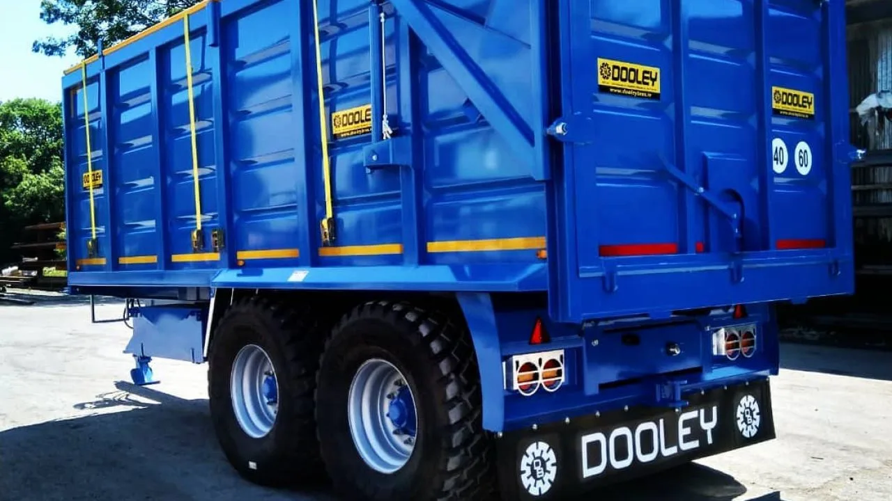 Dooley Bros Engineering Decals Pack (Prefab) FS25