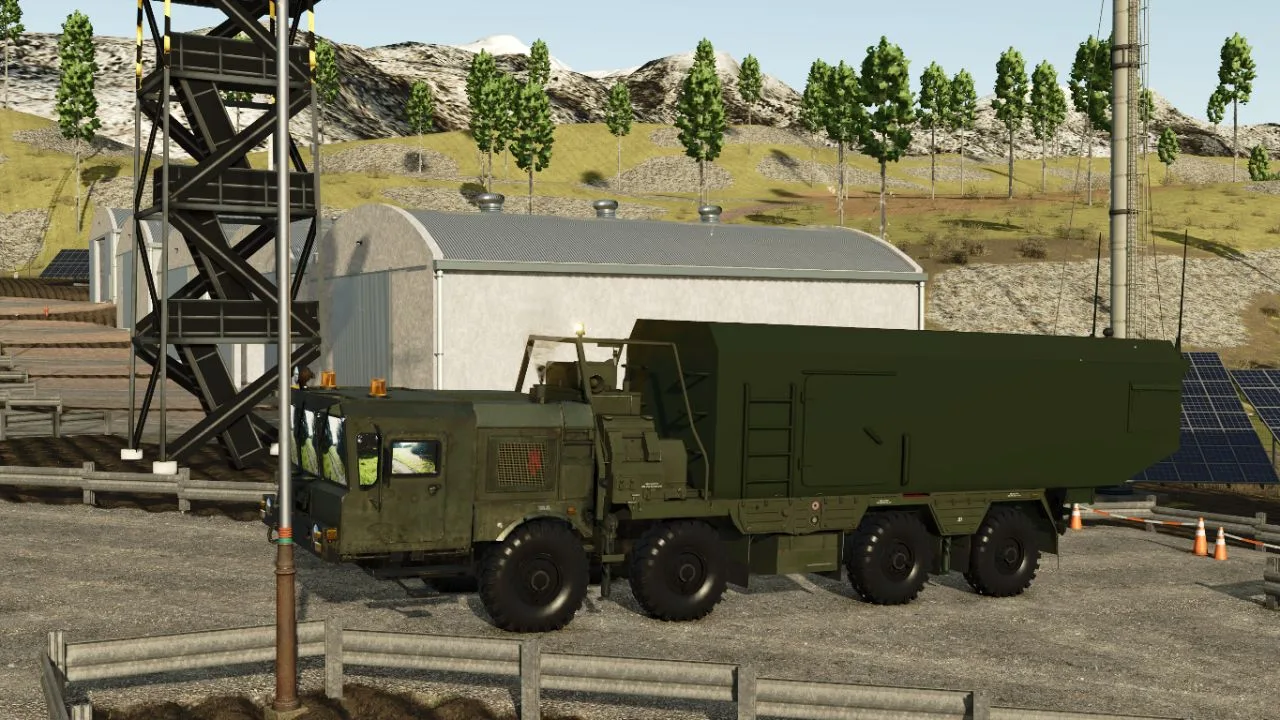 MZKT-7930 (8x8 Heavy Chassis with Command / C4ISR Module) FS25 - screenshot 2