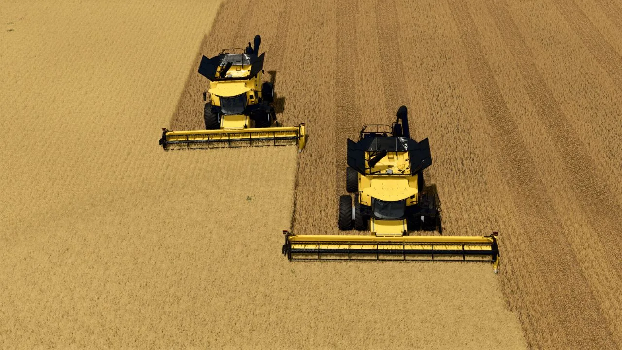 New Holland 740CF Flex Headers FS25